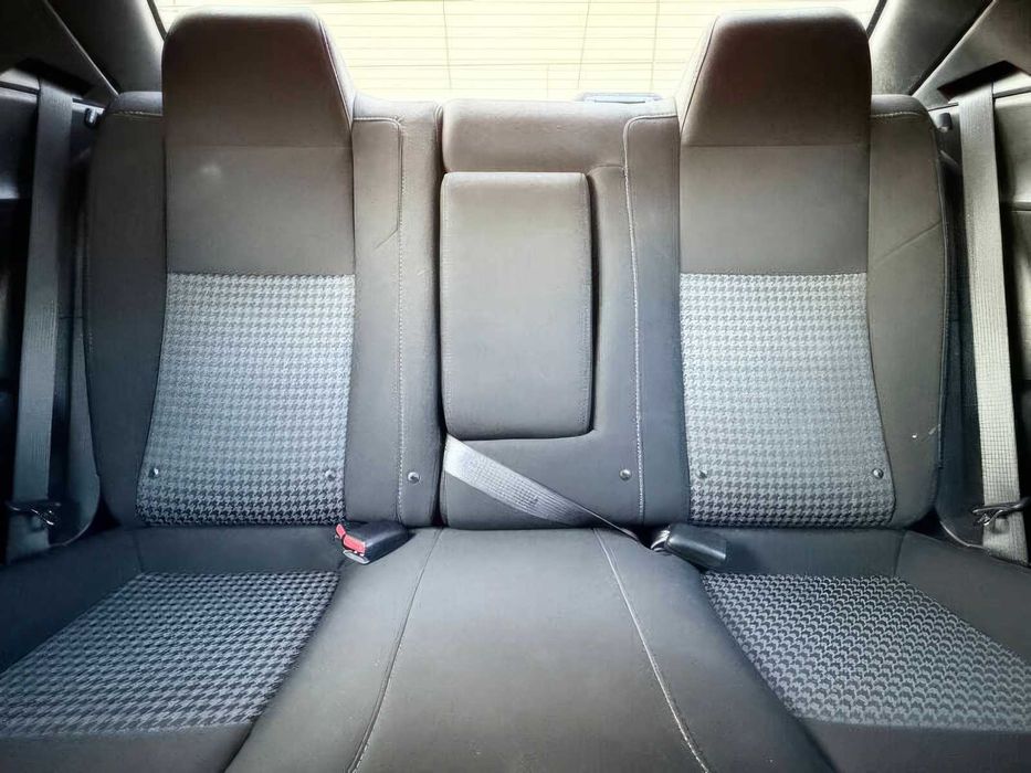 Dodge Challenger      2020