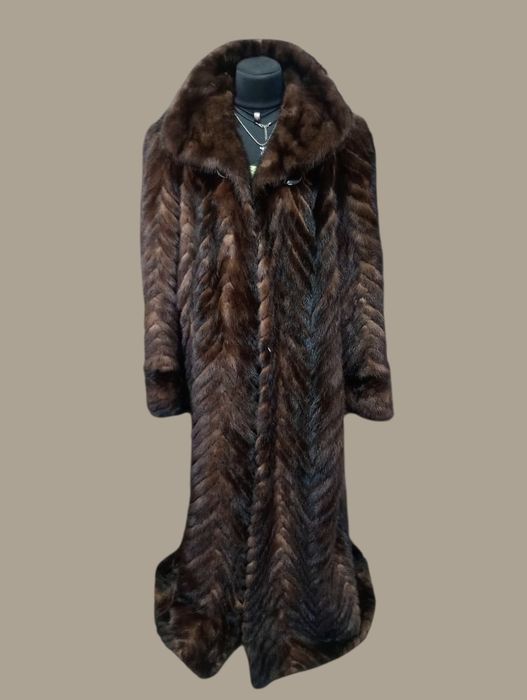 Батл. Длина 140см. Норковая шуба в пол. Манто.  Винтаж