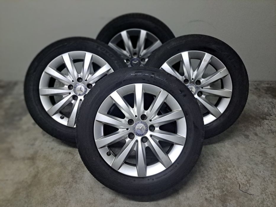 Jantes Originais Mercedes-Benz R16 com Pneus