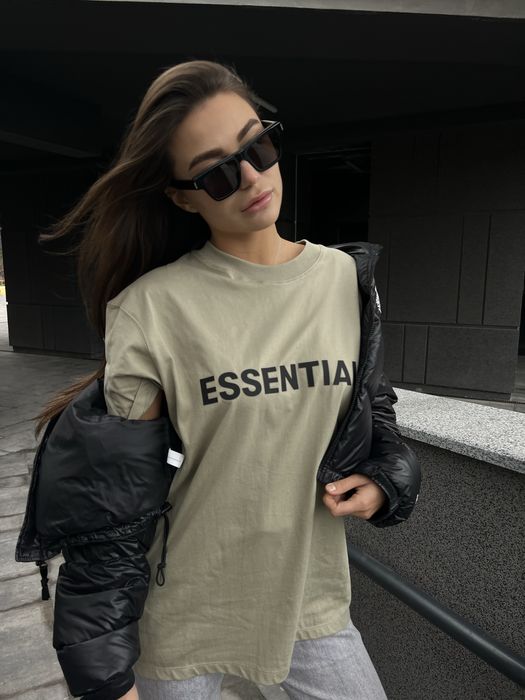 Футболка Essential Balenciaga unisex