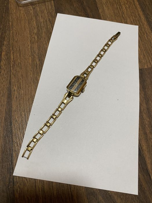 Желтые часы луч ссср