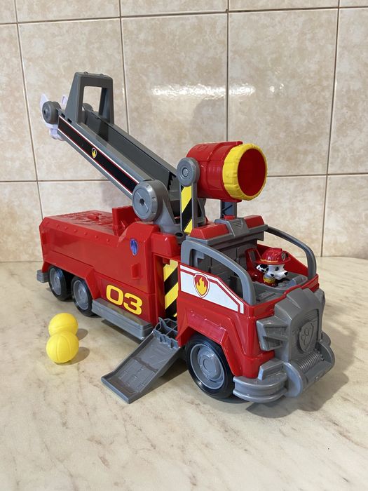 Велика пожежна машина Маршала з серії іграшок Paw Patrol від Spin Master