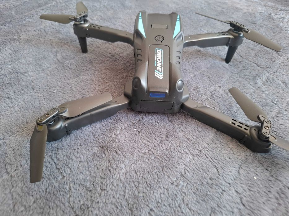 Продаю дрон М 16