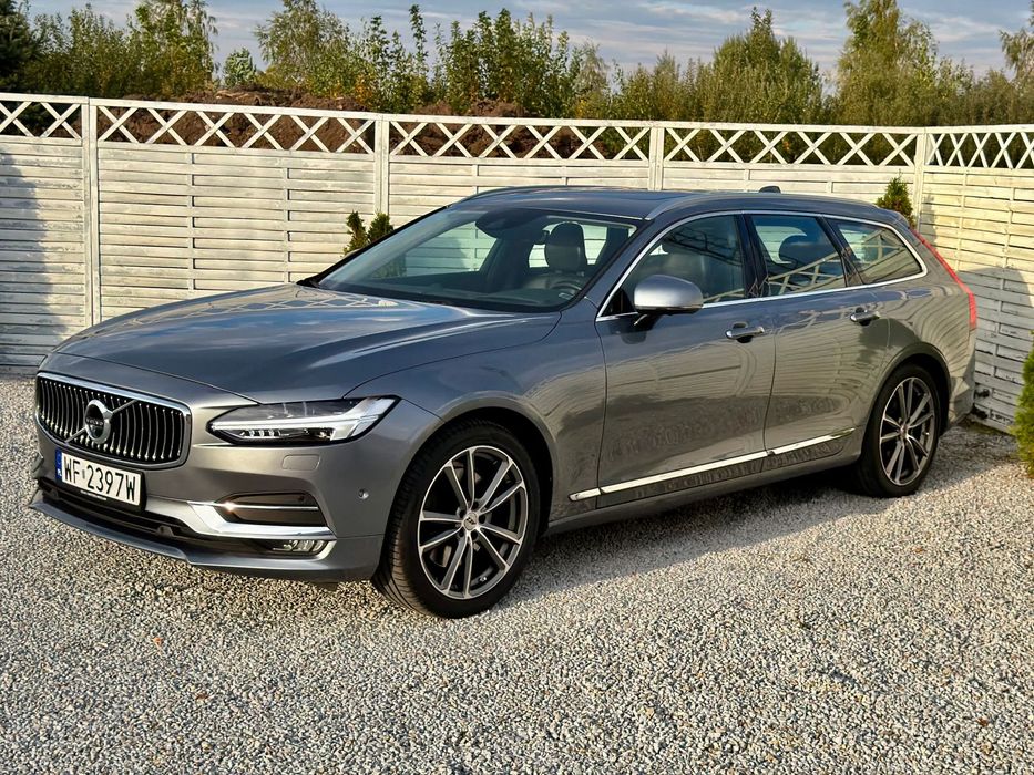 Volvo V90
