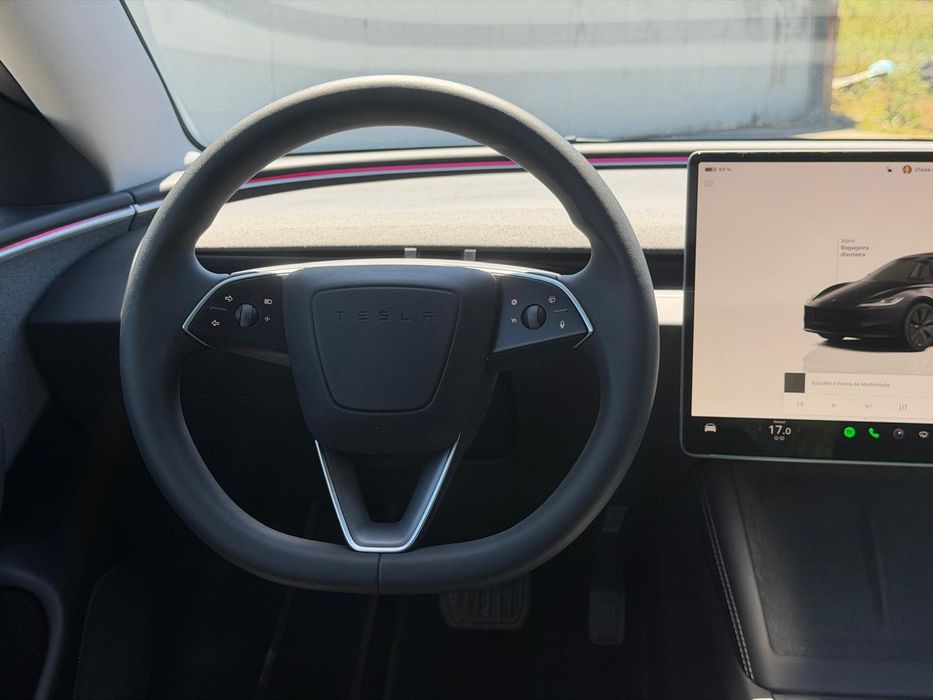 Tesla Model 3 — fotografia 9