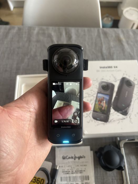 Insta 360x4 nova com garantia