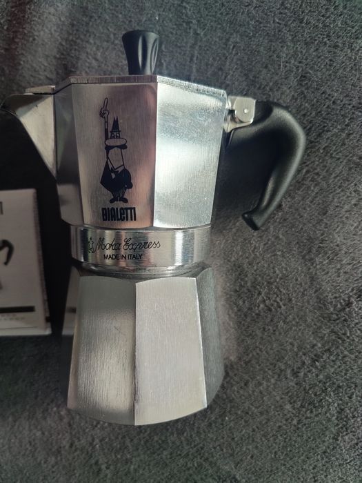 Outlet Kawiarka Moka EXPRESS 4 fil espresso klasyczna BIALETTI 190ml