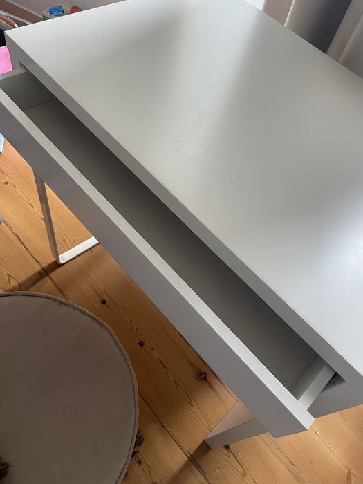 Mesa quarto crinança Ikea