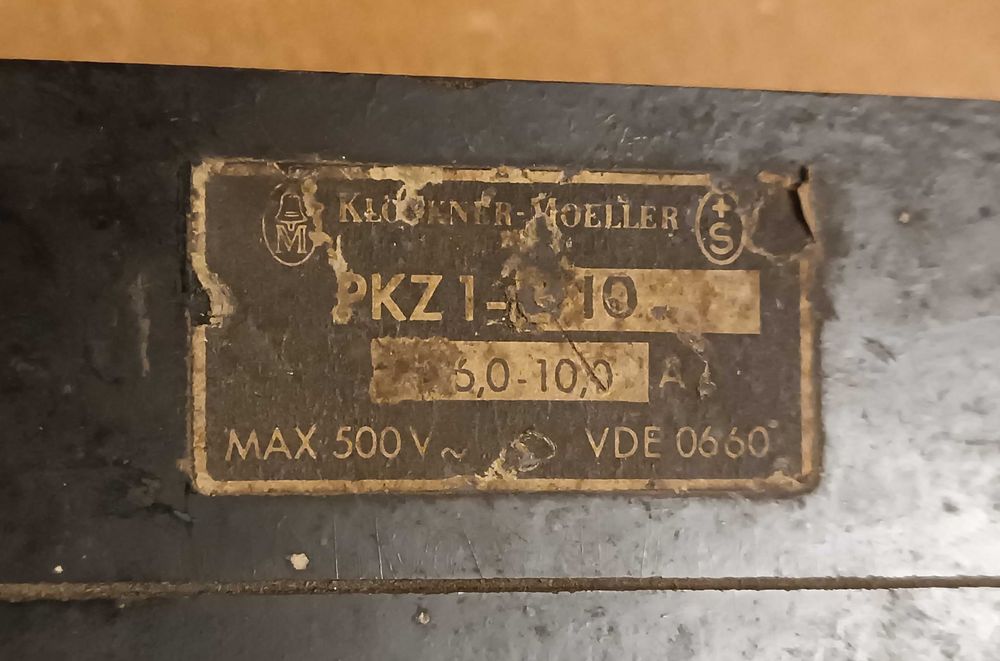 Stary niemiecki przełącznik ebonitowy Klöckner-Möller PKZ 1