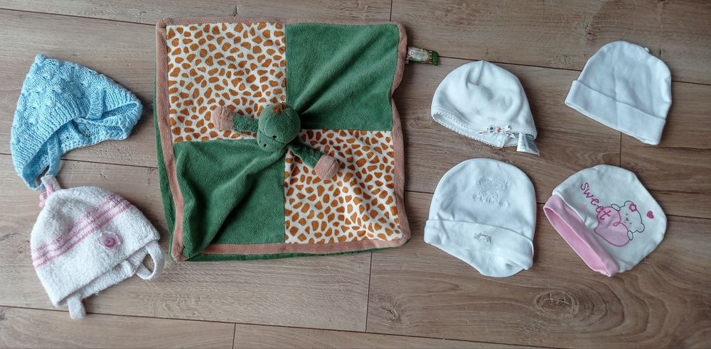 Paka dla dziewczynki 62 cm. Spodnie, body, sukienki, pajace itp.