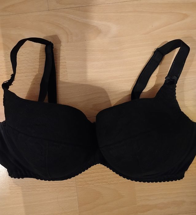 Ładny Duży Biustonosz markowy GAIA usztywniany E 80 stan idealny