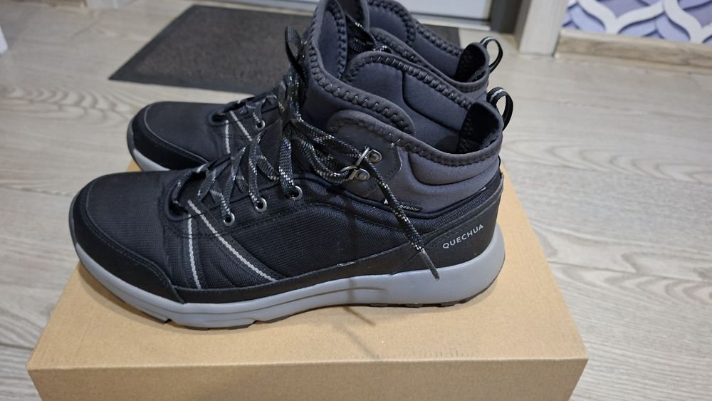 Продам полуботинки  Quechua