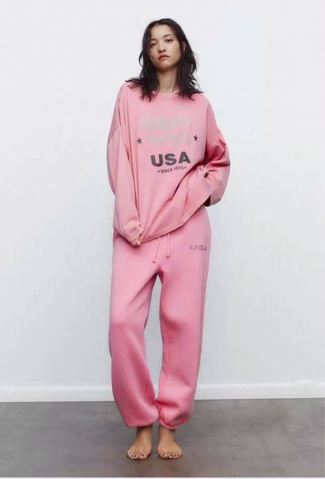Костюм   жіночий,  брендовий, рожевий zara