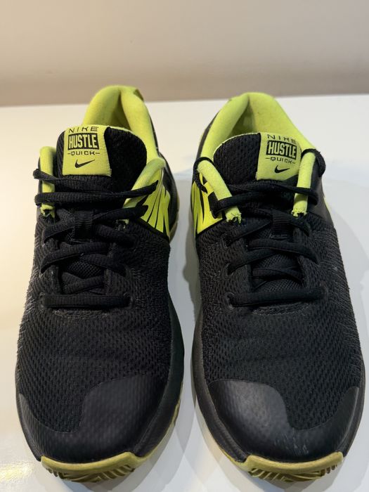 Nike Team Hustle Quick 37,5 buty adidasy sportowe