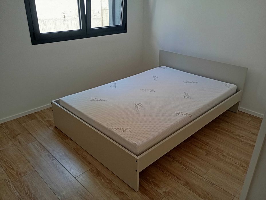 Apartamento T1 pronto a habitar