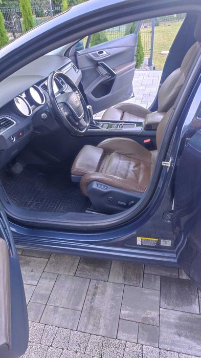Peugeot 508 sedan
