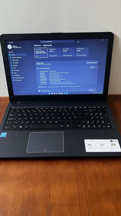 ASUS VivoBook 4GB RAM + 224GB SSD | Bolsa + Rato | Excelente Estado