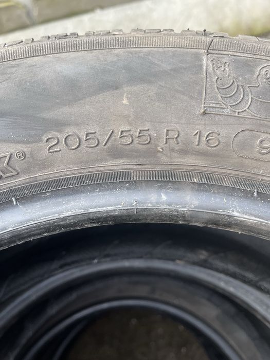 Резина на авто зиня та літня