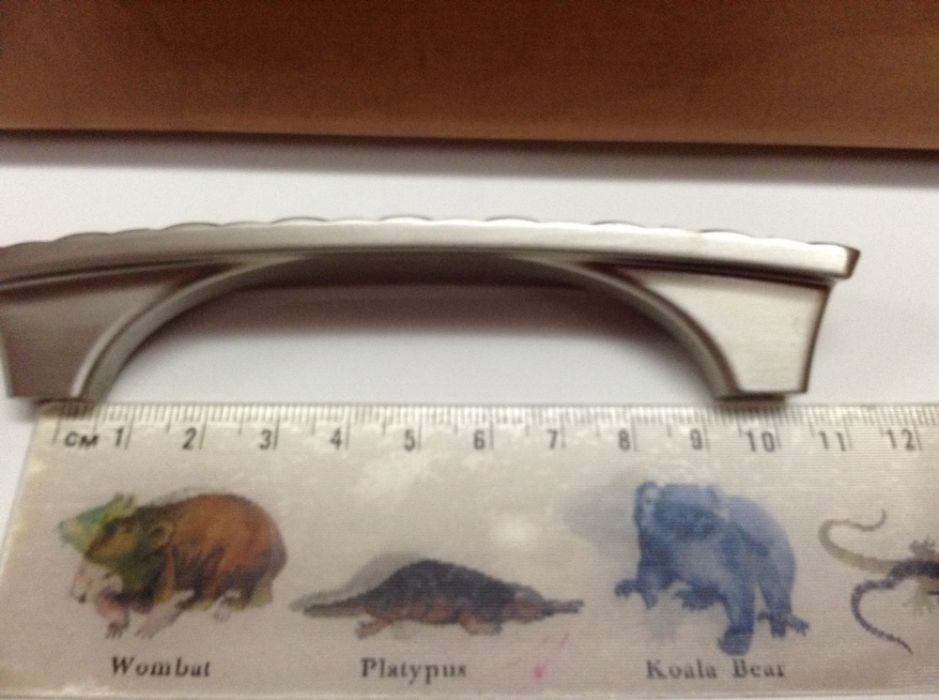 Puxadores c/ diamantes Swarovski - artigo novo e embalado