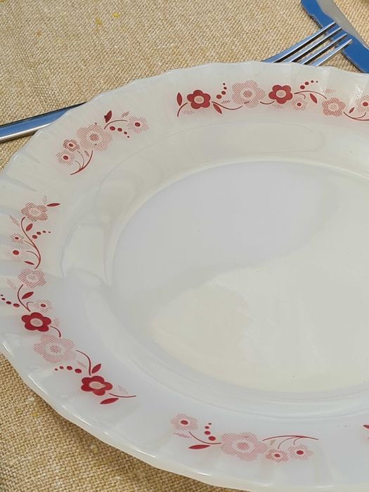 Conjunto de 4 pratos de refeição - vintage