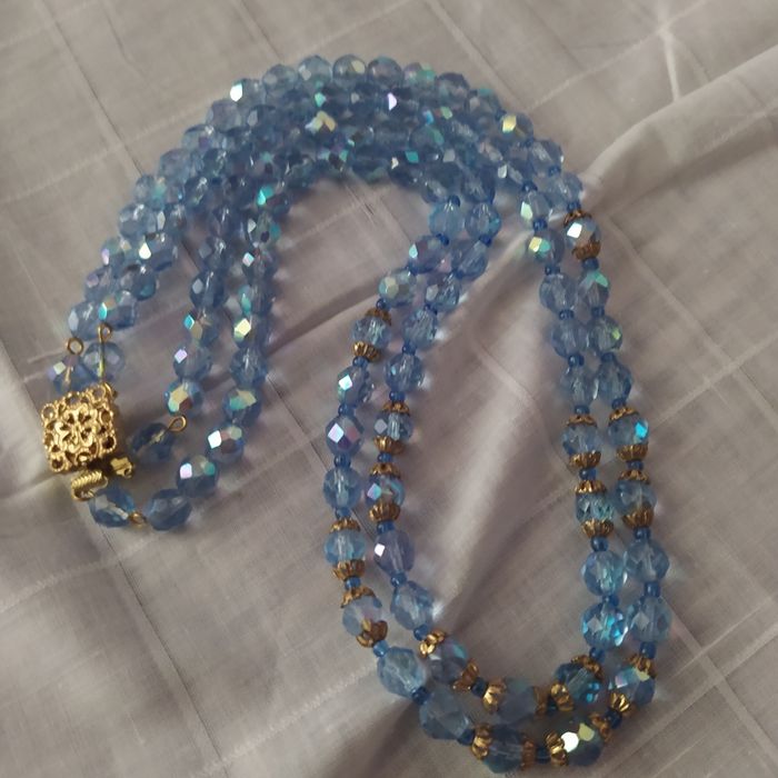 Винтажные сатиновые бусы