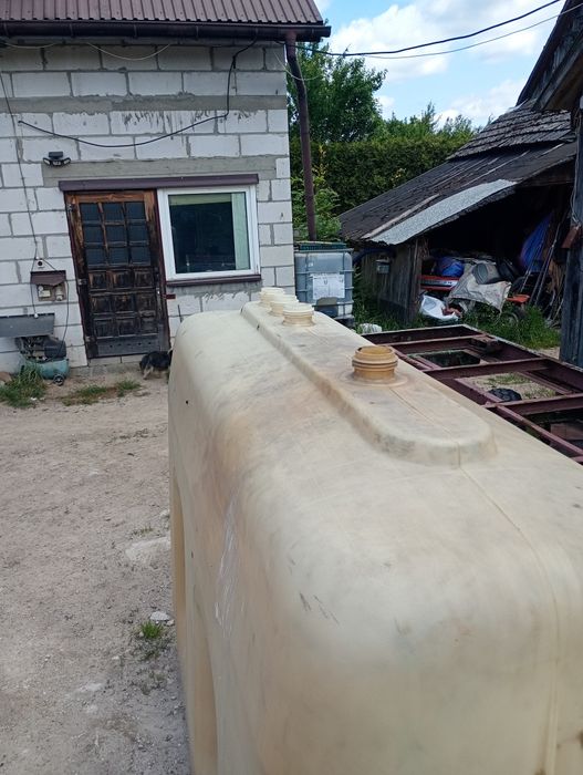 Zbiornik plastikowy 2000 l