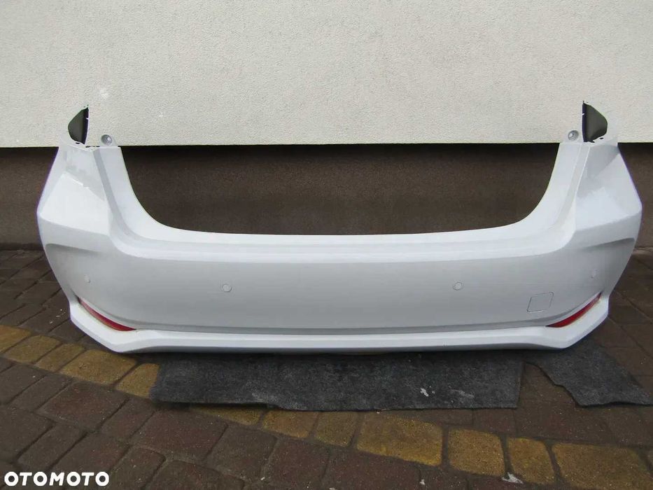 Zderzak Tył Toyota Corolla E21 Sedan GR 4PDC  1K6 23 26R