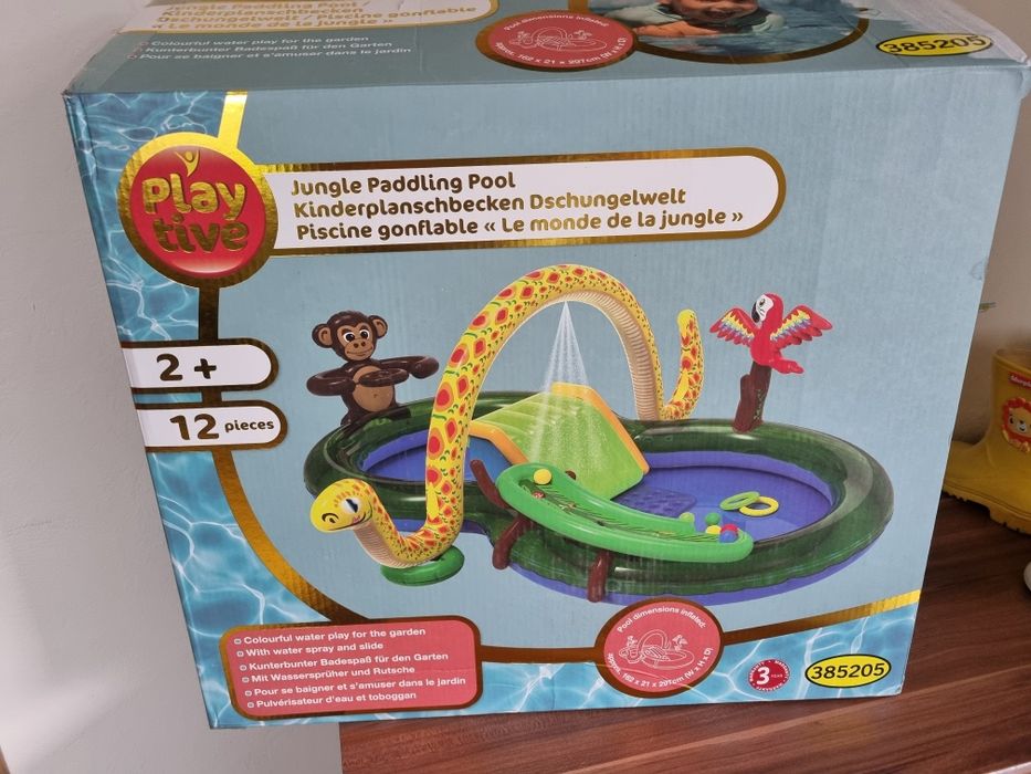 Basen zjeżdżalnia dla dzieci