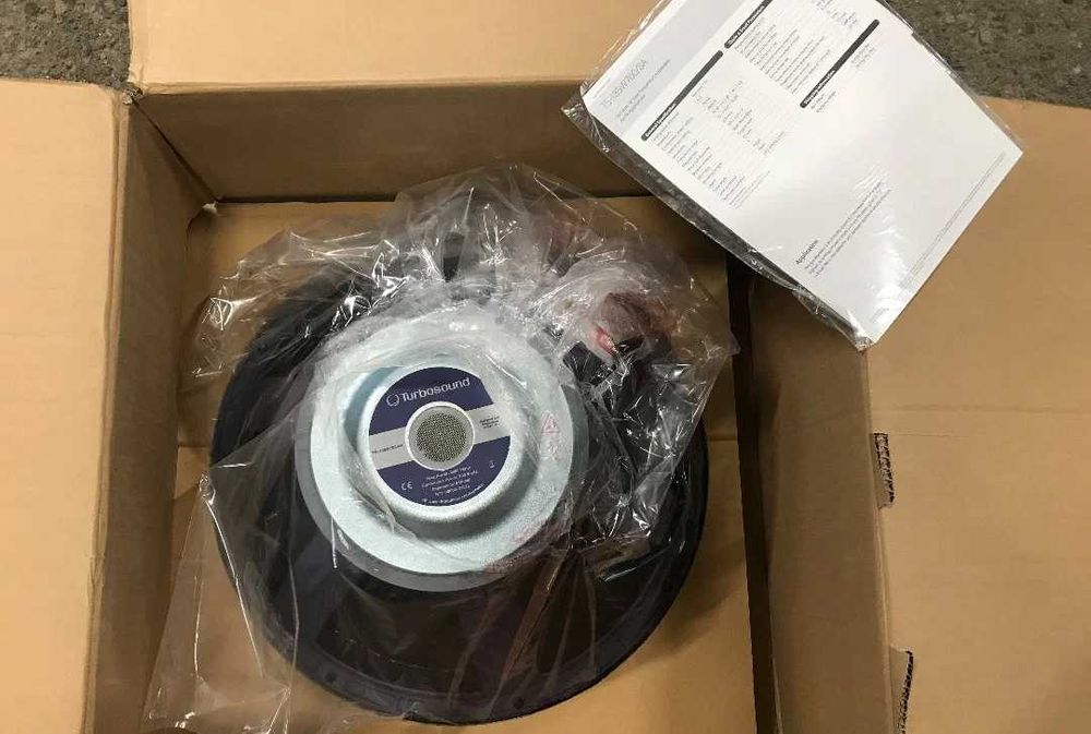 Altifalantes novos 18 polegadas por abrir Turbosound TS-18SW700/8A