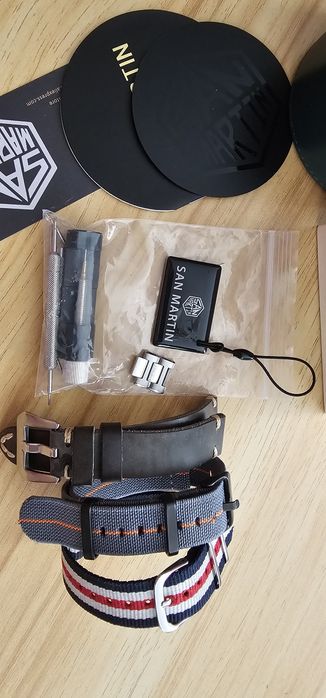 Продам годинник San Martin SN0118B Automatic у відмінному стані. Сапфірове скло. Керамічний безель. Повна комплектація.