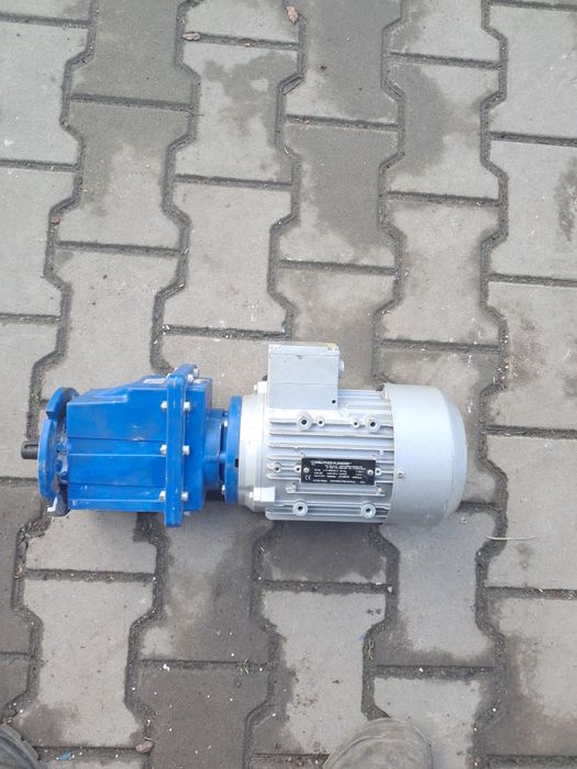 Okazja motoreduktor 0.55kw 181obr