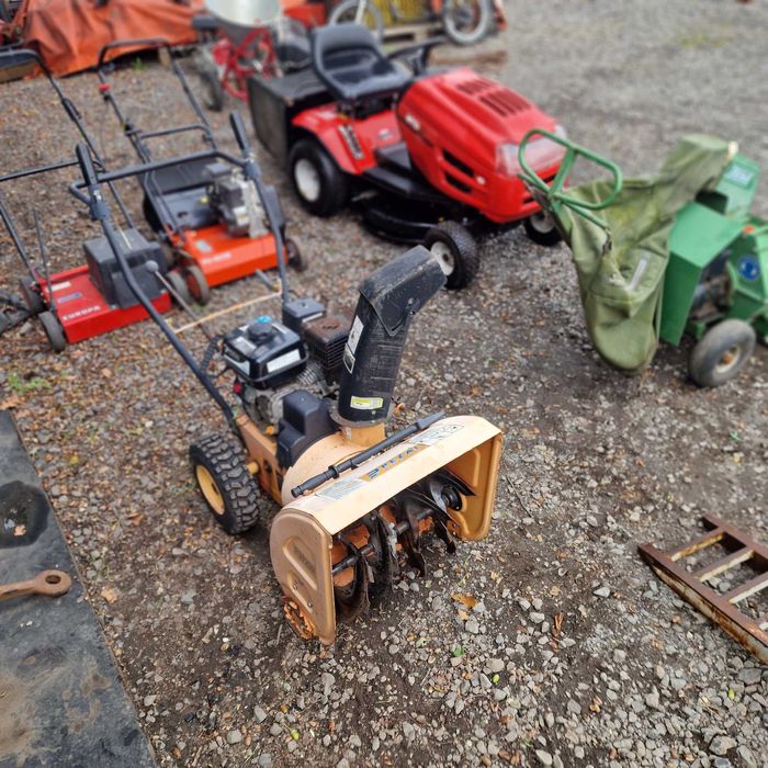 zamiatarka szczotka ogrodowa do traktorka