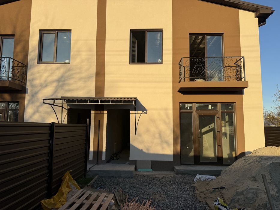 Квадробудинок в районі кінотеатру Мир