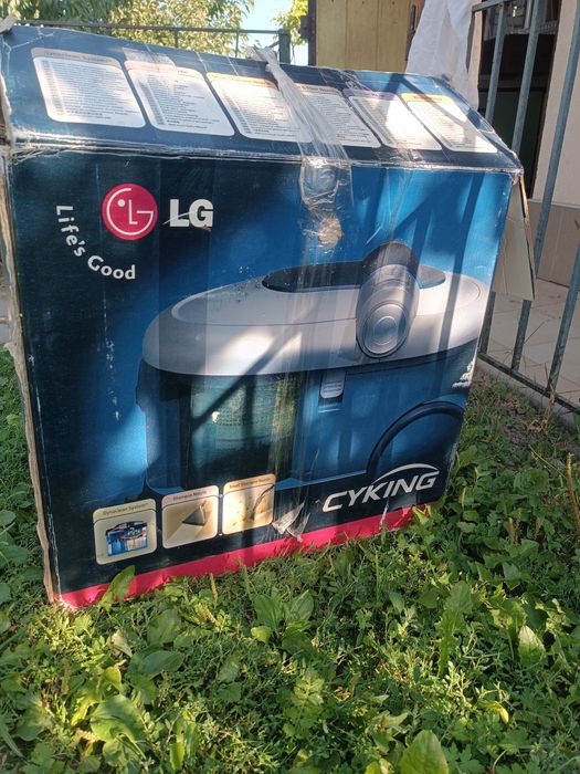 Миючий пилосос LG Cyking V-K9761 NDU