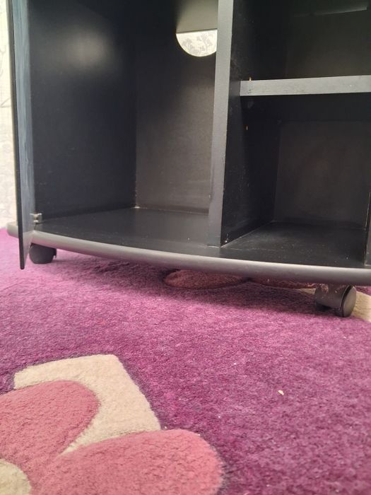 Тумба під телевізор