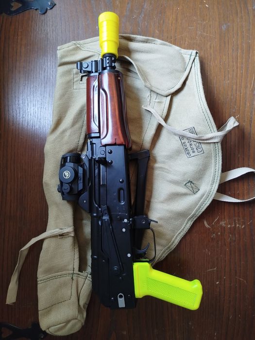 Airsoft VFC AKS-74U GBBR + 4 Mags Gás