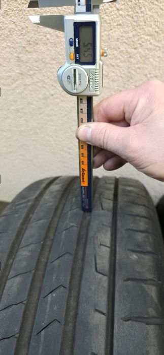 Continental Premium Contact 7 235/60 R18 V XL