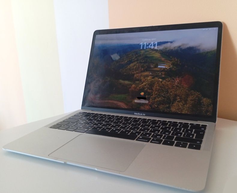 Apple MacBook Air Retina 13" 2019 i5 8GB 128GB SSD