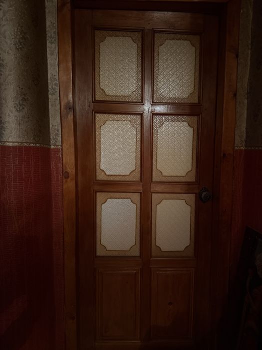 Дверь деревянная межкомнатная б/у