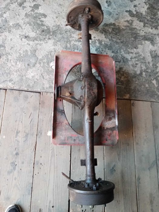 Продам задний мост в сборе на Москвич 401