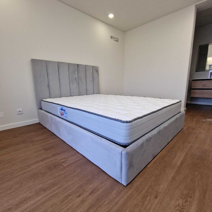 Camas De Casal Estofadas ALTA GAMA - MODELO GOMOS - Top de Gama 190x140m Estrado Incluído!!