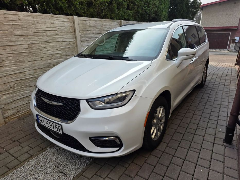 Chrysler Pacifica Chrysler Pacifica r2022 stan idealny