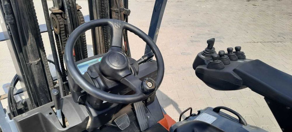 Электропогрузчик Электр Погрузчик Електронавантажувач Toyota1,6 Аренда