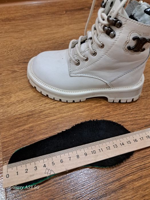 Чобітки для дівчинки