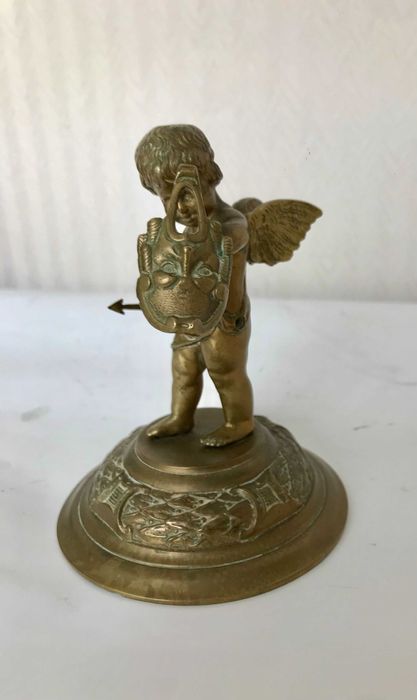 Скульптура Купідон зі щитом " Маска", бронза. Франція XIX ст.