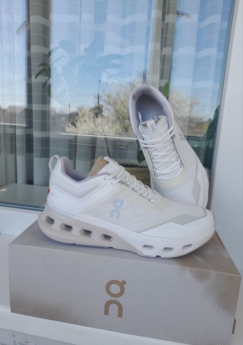 Кросівки On Cloudnova X (39р)