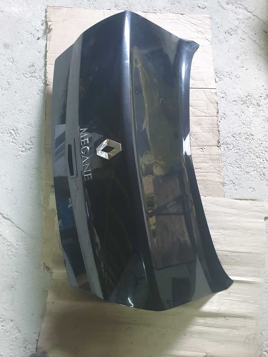 Pokrywa , klapa bagaznika renault megane sedan