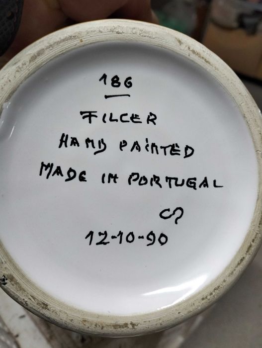 Duas peças de cerâmica