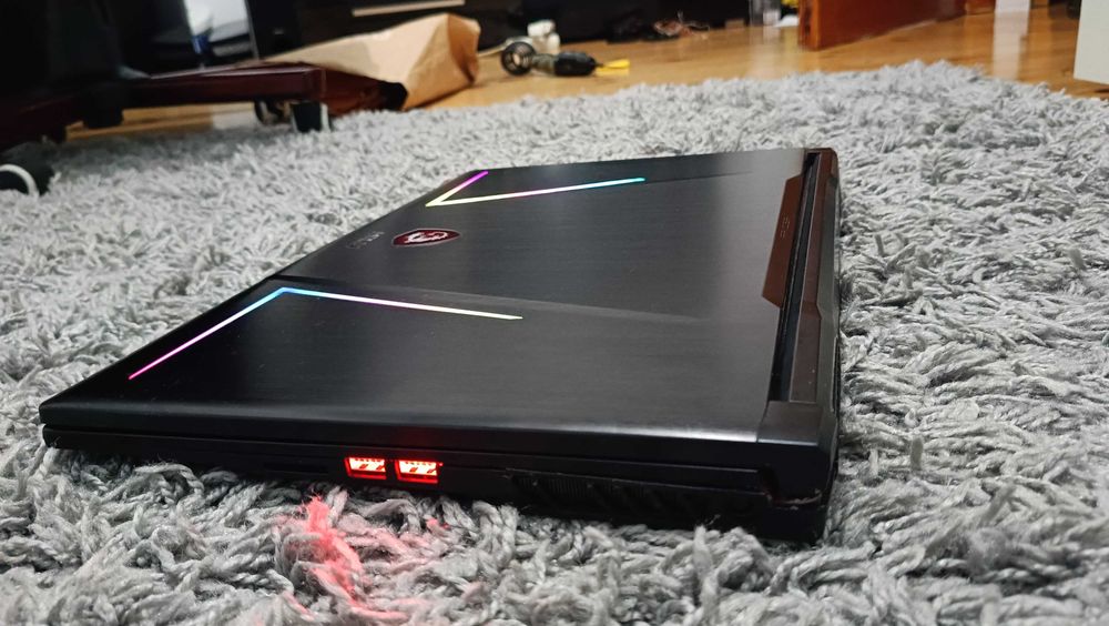 laptop do gier 120Hz MSI GE73 i7-8750H/32GB/17.3/1TB/Win11 GTX1070 rgb