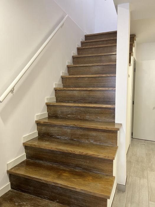 Casa Moradia T3  em Quebradas